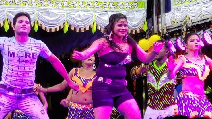 ଯାତ୍ରାମଞ୍ଚରେ ଅଶ୍ଳୀଳତାକୁ ନା