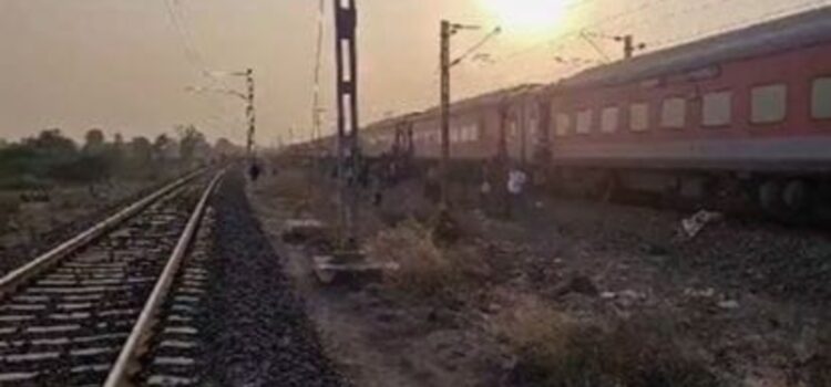 ମହାରାଷ୍ଟ୍ରରେ ଟ୍ରେନ୍ ଦୁର୍ଘଟଣା, ୧୧ ମୃତ