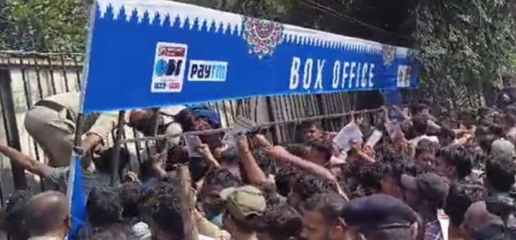 ଟିକେଟ କଳା ବଜାରୀ; ୭ ଗିରଫ