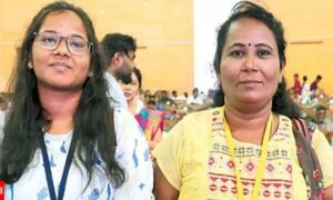 ଏକାଥରରେ ନିଟ୍‌ ପାସ୍‌ କଲେ ମାଆ, ଝିଅ
